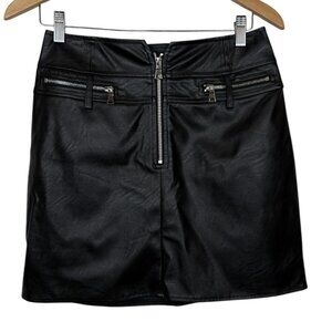 Tiger Mist Lennon Black Faux Leather Skirt With Silver Zipper Details - Medium